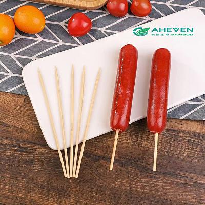 Espetos de bambu ecológico para grelhar churrasco